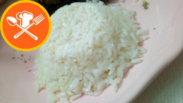 Ρύζι με κρεμμύδι
